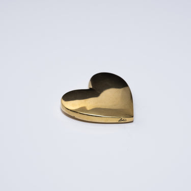 Aubock model 5371 arge brass heart paperweight5.jpg