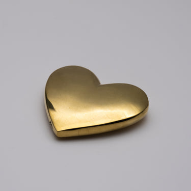 Aubock model 5371 arge brass heart paperweight2.jpg