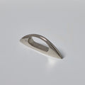 aubock 9037 bow drawer pull brass nickel5.jpg