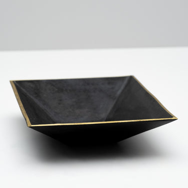 Aubock 4482 square brass dish2.jpg