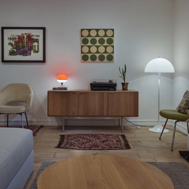 saarinen knoll chair two enlighten