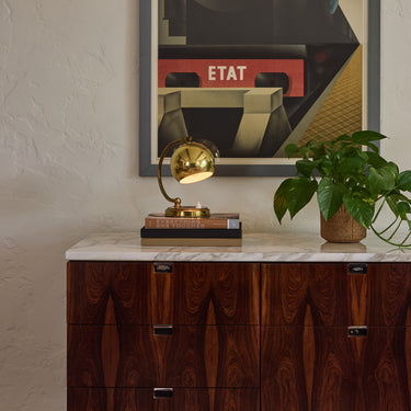 V3447 almari brass table lamp_edited.jpg