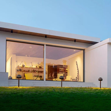8Federica Farina Otto bollard for Oluce Two Enlighten Los Angeles.jpg