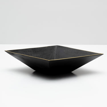 Aubock 4482 square brass dish11.jpg