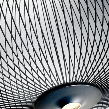 spokes detail graphite.webp