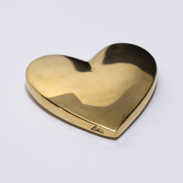 Aubock model 5371 arge brass heart paperweight3.jpg