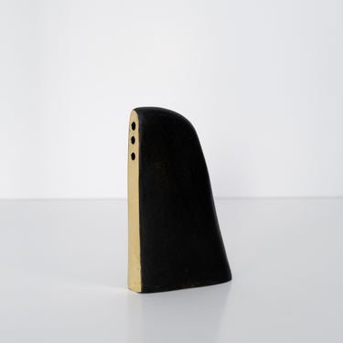 aubock 3786 alert vase two enlighten_6.jpg