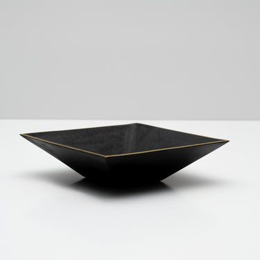 Aubock 4482 square brass dish9.jpg