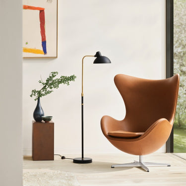FH_KAISER idell_6580-F_Matt black_Brass_Egg Leather 3316_edited.jpg