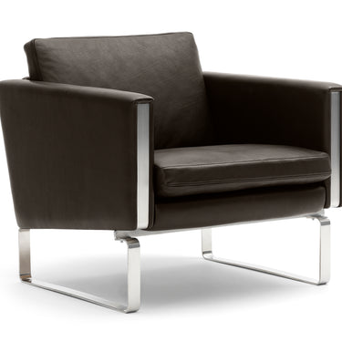 CH101 Lounge Chair Two Enlighten Carl Hansen Son 6.jpeg