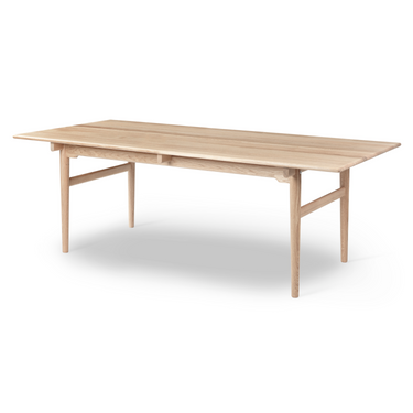 CH327 Dining Table 248x95cm_oak_whiteoil_side_edited_edited.png