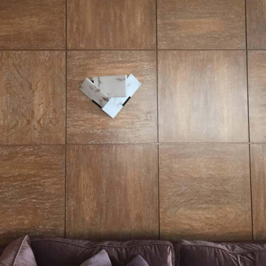 FLY_3_on_oak_paneling_Beverly_Hills_2015