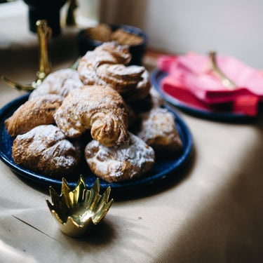 carl aubock crown 3600 bowl catchall gift