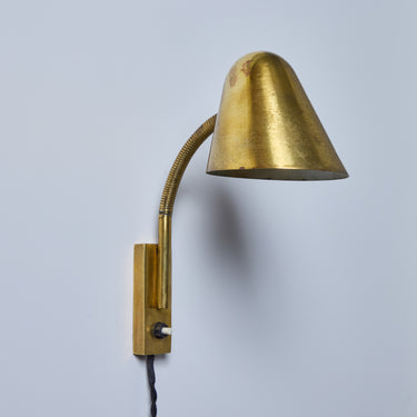  V3426 V3426-1x 1950s Jacques Biny Brass Articulating Wall Lamp4.jpg