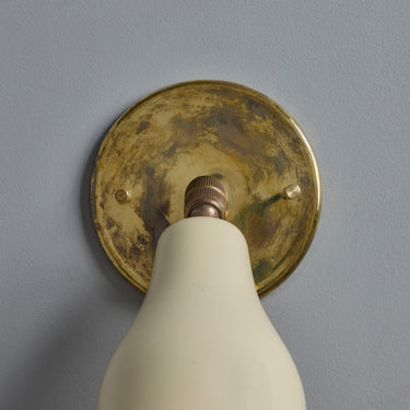 V3429 oluce white and brass wall light ostuni backplate