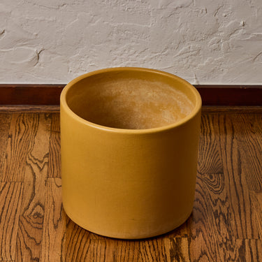V3510- 1970s Gainey Mustard Ceramic PlanterTwo Enlighten - May 21st 2025 - 158 - Under 3.5