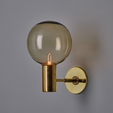 V3531 1960s Hans Agne Jakobsson #V149 Glass & Brass Wall Lamp for Markaryd 1.jpg