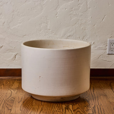 V3521 1960s Architectural Pottery White Ceramic Planter Attributed to Lagardo TackettTwo E