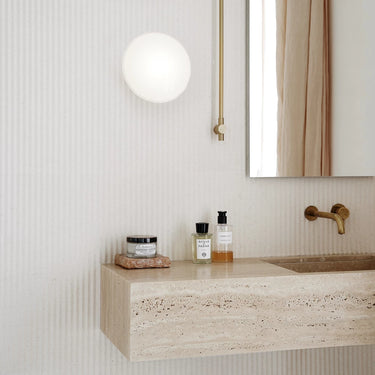 Arne Jacobsen AJ Eklipta Lifestyle bathroom Louis Poulsen .webp