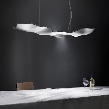 Luce Volante Suspension Ingo Maurer Two Enlighten Dining.jpg