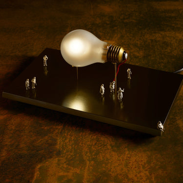 Five Butterflies Table Lamp Ingo Maurer two enlighten monument.jpg