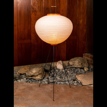 Isamu Noguchi Akari 10A Floor Lamp