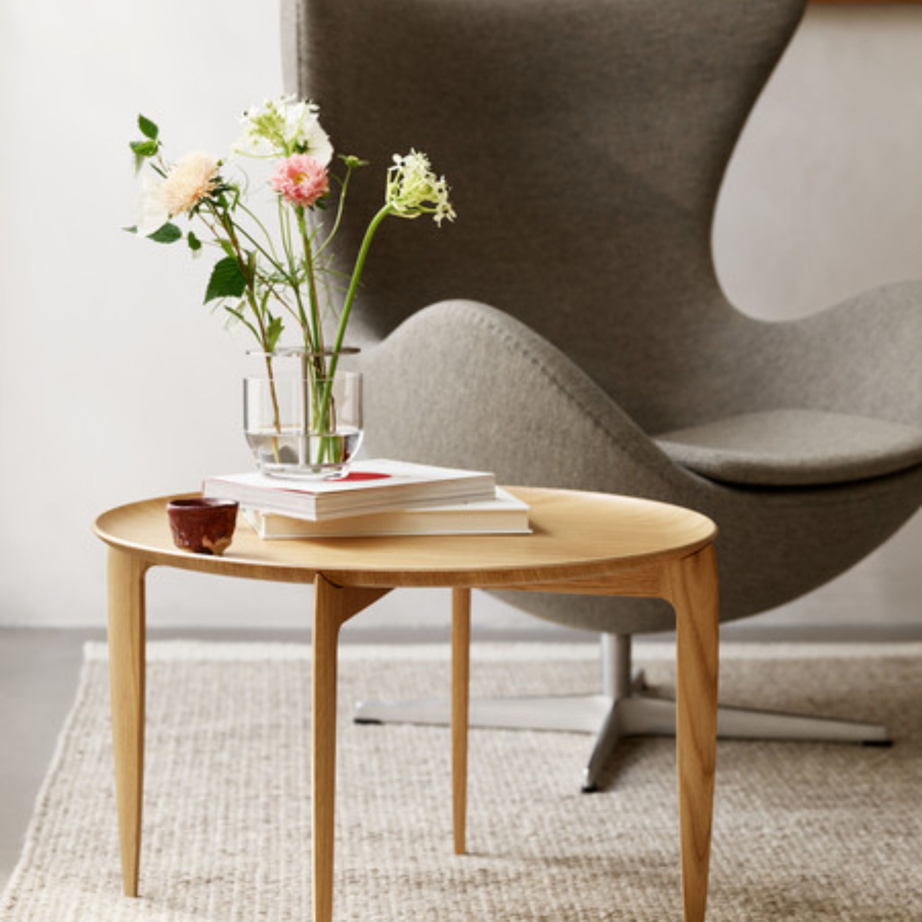 Jaime Hayon 'Ikebana' Vase in Glass and Steel for Fritz Hansen – Two Enlighten