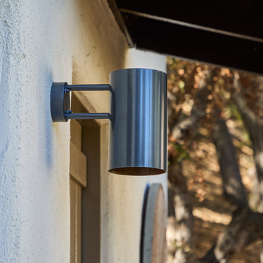 Rulle Steel painted wall light profile against stucco los angeles outdoor wall