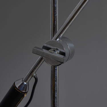 V3550 1950s Italian Articulating Floor Lamp Attributed to Arredoluce for Two Enlighten