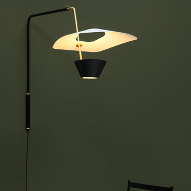 Sammode-G25-Pierre Guariche-Noir-Ambiance-Morgane-Le-Gall 2.jpg