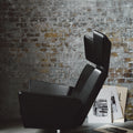 Fritz_Hansen_Oksen_Arne_Jacobsen_Black_Side_AKRO.jpg
