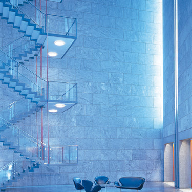 Arne_Jacobsen_Swans_Swan_sofa_3_dk.jpg