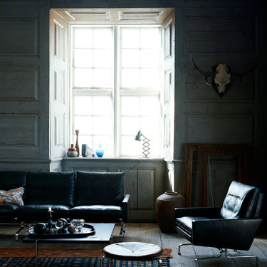 PK31 Armchair Fritz Hansen Two Enlighten 7.jpg