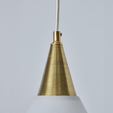 two_enlighten_mauri_almari_chandelier_6_master.jpg