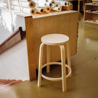 2323277_Bar Stool 64 clear lacquer_2_master.jpg