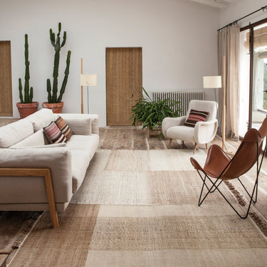 tres vegetal neutral rug in a calm desert decor