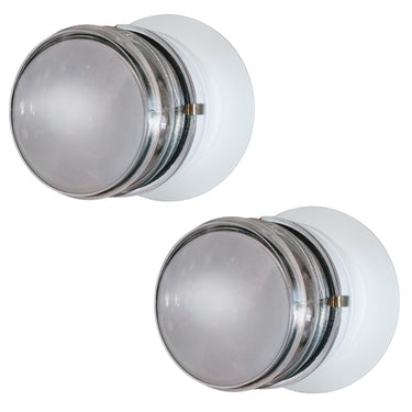 white fresnel light packshot